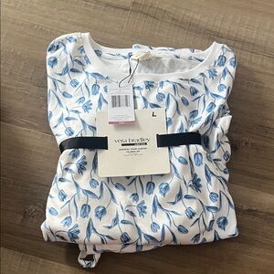 Vera Bradley White Top with Blue Floral Design